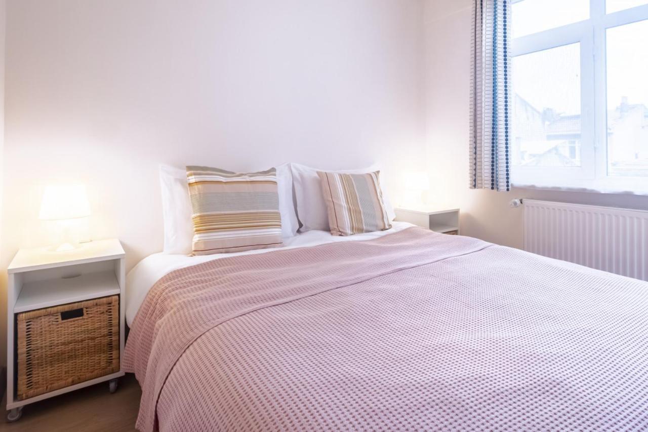 Flat With Balcony Near Bull Statue In Kadikoy Apartamento Istambul Exterior foto