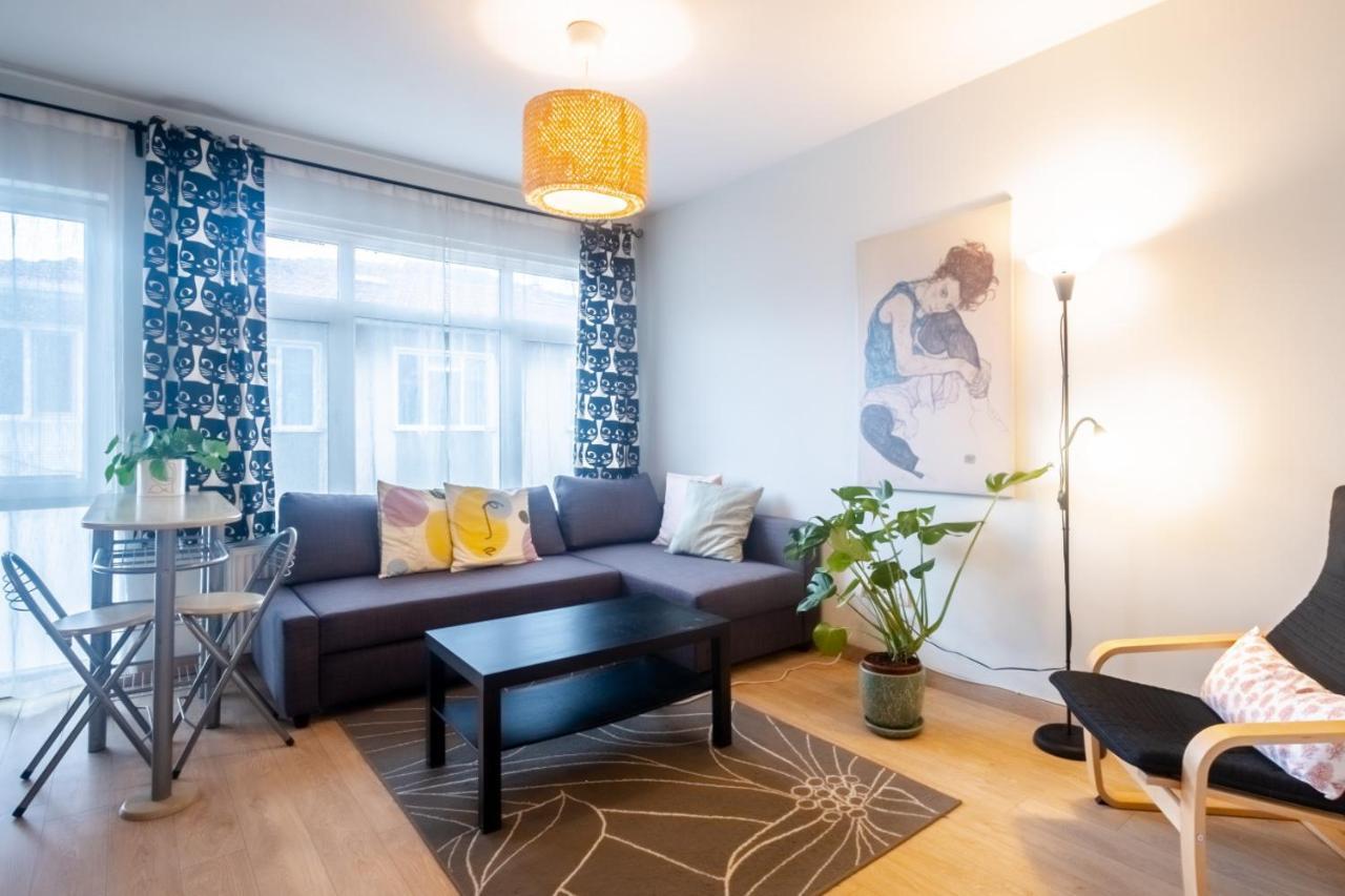 Flat With Balcony Near Bull Statue In Kadikoy Apartamento Istambul Exterior foto